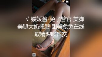 暑期打工的女仆学妹被我镜前站立后入