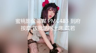 少女集中营跟大哥激情3P玩双飞，一起舔鸡巴口交玩弄，露脸撅着屁股被大哥草，无套轮草直接内射骚逼精彩刺激