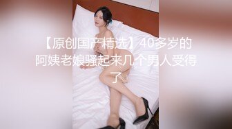 STP22655 折扇戏红颜激情双飞  小哥真会享受一个人玩两妞  轮着草边干边玩骚逼揉奶子 草爽一个换一个精彩刺激不断