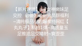  李总探花大叔操快餐妹子，颜值还不错，撸硬直接开操，正入抽插射的有点快