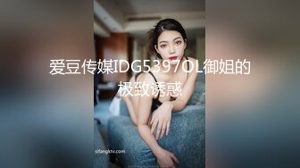 三个年轻小伙，大战一女，一个一个轮换着来，啪啪操逼做爱