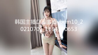 【新片速遞】 漂亮少妇吃鸡 好吃 香不香 嗯 太舒服了 手拿开别耽误我吃鸡 这少妇吃鸡看着都香