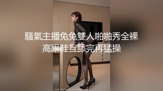 推特极品女神【小缇娜】 粉粉嫩嫩的魔鬼身材 极品收藏 (1)